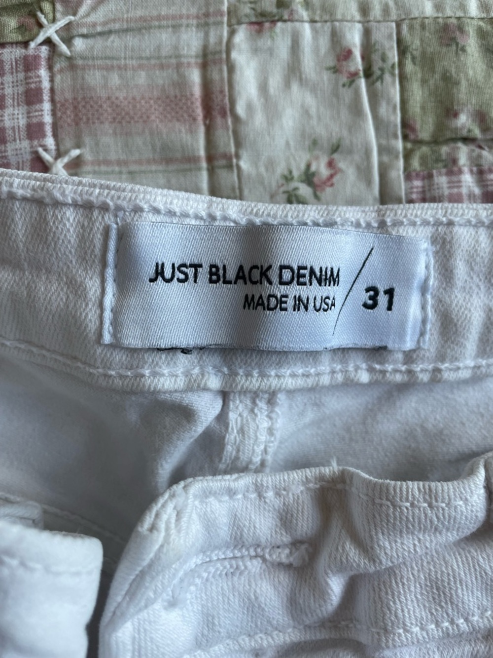 JUST BLACK DENIM - Made in USA. White Denim Crop Jeans - 31